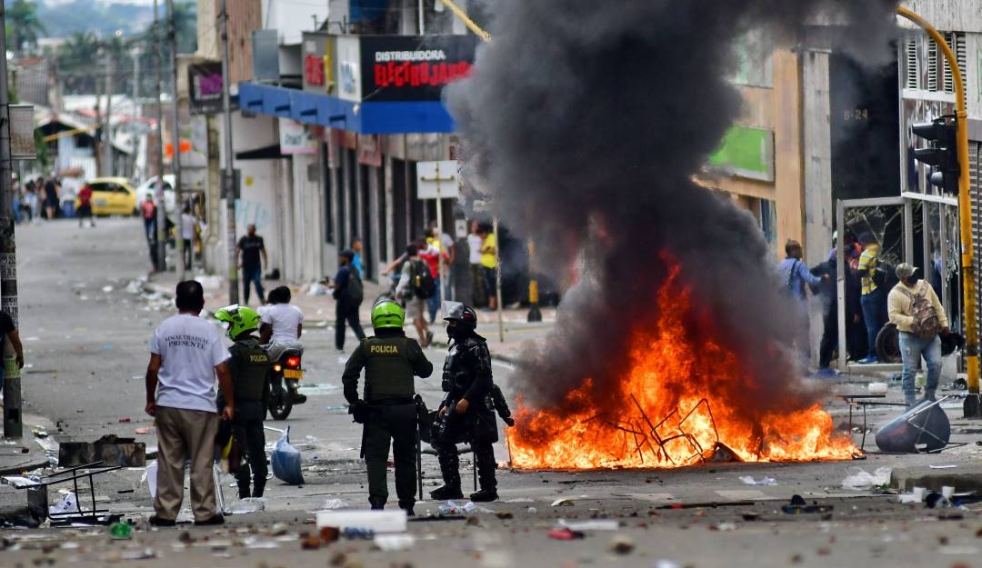 Durante el gobierno de Iván Duque incrementó la violencia, indica un informe de organizaciones de DD.HH