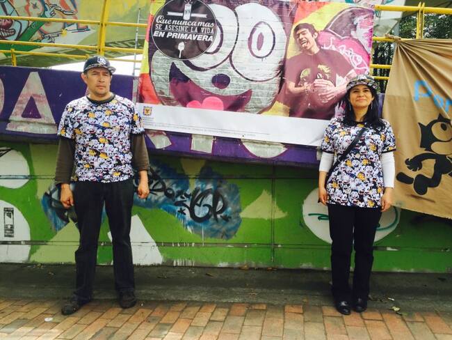 Pintando grafitis familiares y amigos de ‘Trípido’ recordaron su asesinato