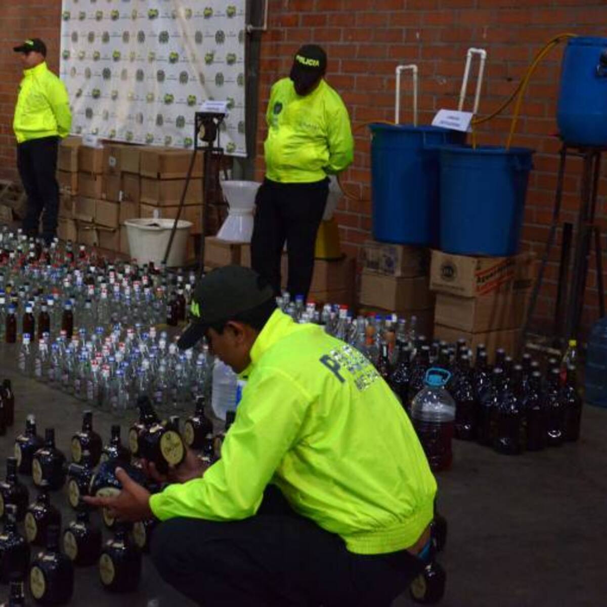 Licor adulterado ya ha matado a 27 personas en Bogotá y Soacha