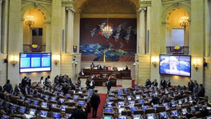 Los impedimentos siguen torpedeando aprobación del referendo por la paz