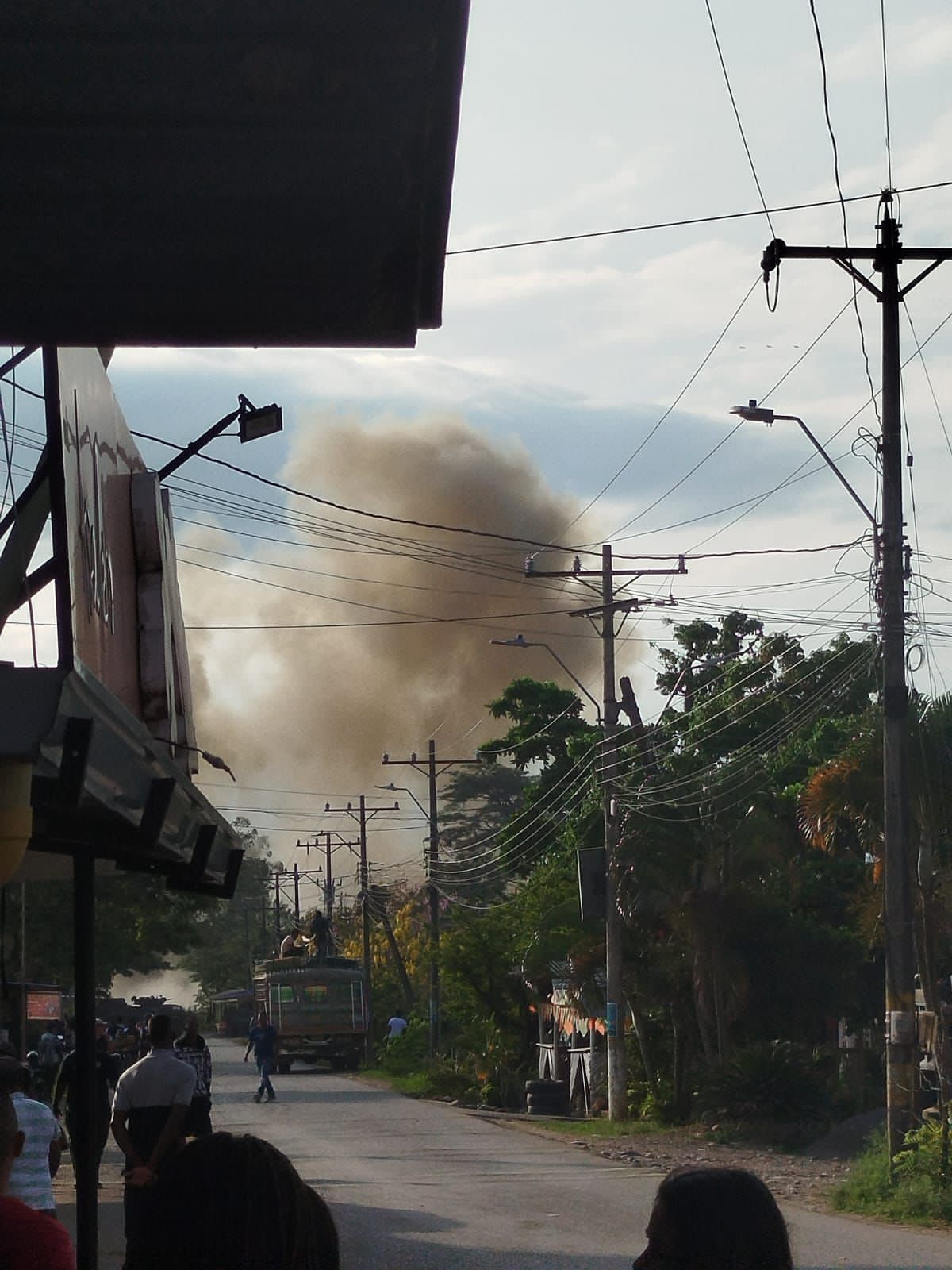 Disidentes Farc instalaron dos cilindros con explosivos entre Valle y Cauca - Redes Sociales