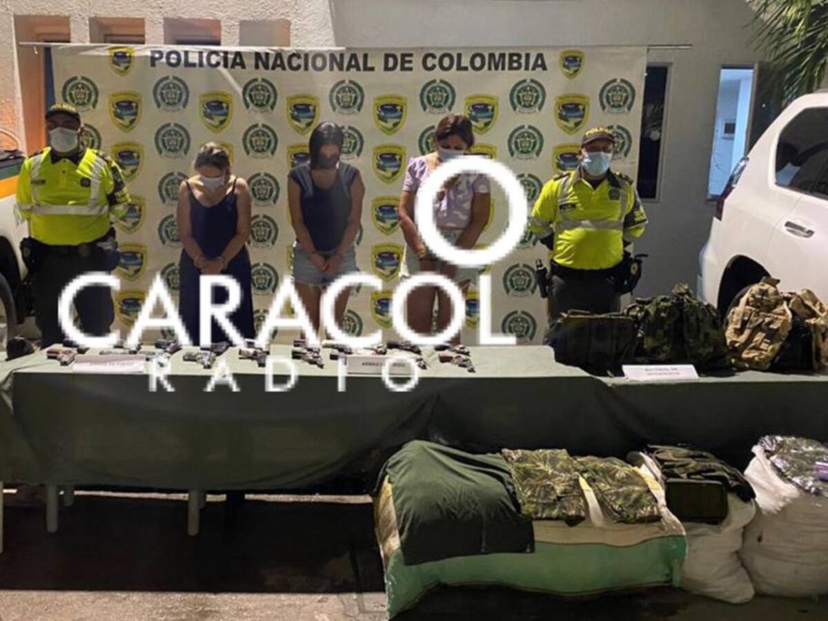 Cae importante material de guerra transportado por 3 mujeres en Magdalena