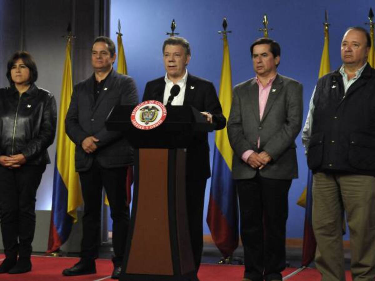 Acelerar negociaciones muestra voluntad de terminar la guerra lo antes posible: Santos