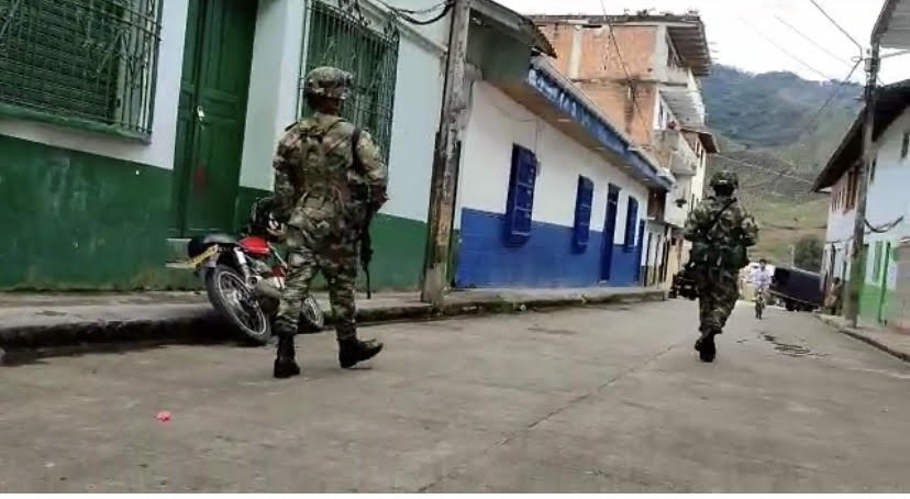 Patrullajes del Ejército. Foto: Ejército.