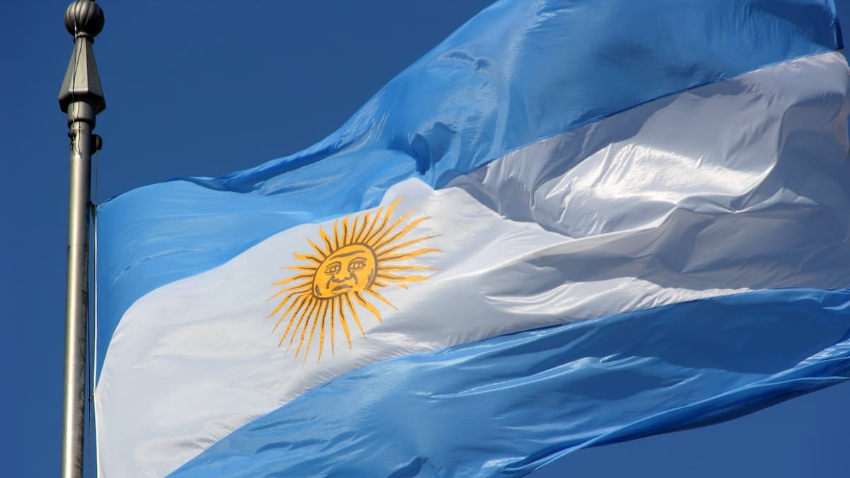 Argentina rechaza la presencia de un buque de guerra británico en sus aguas