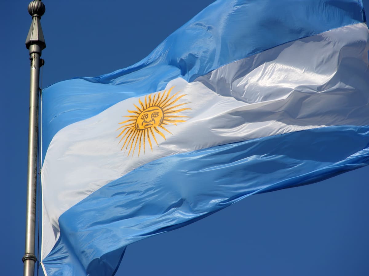 Argentina rechaza la presencia de un buque de guerra británico en sus aguas