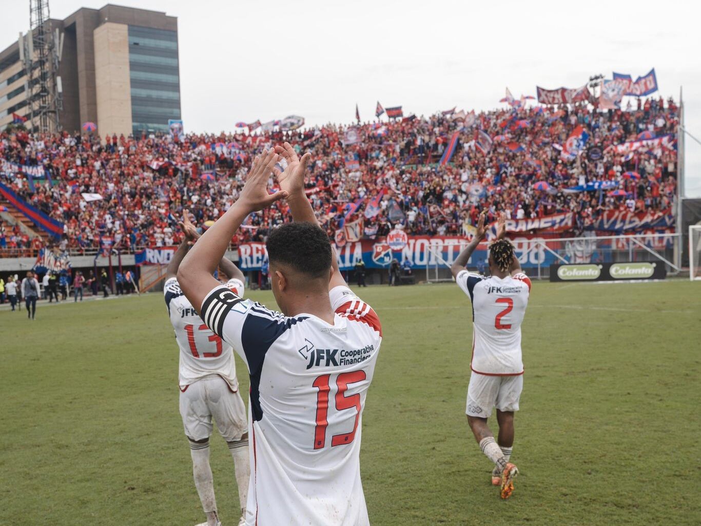Medellín vendió más de 30 mil abonos este semestre / Twitter: @DIM_Oficial.