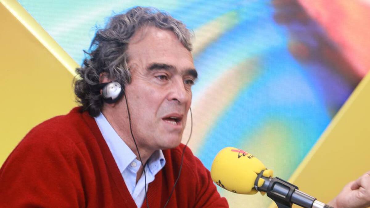 “Voté en blanco a conciencia y lo volvería a hacer”: Fajardo sobre presidenciales de 2018