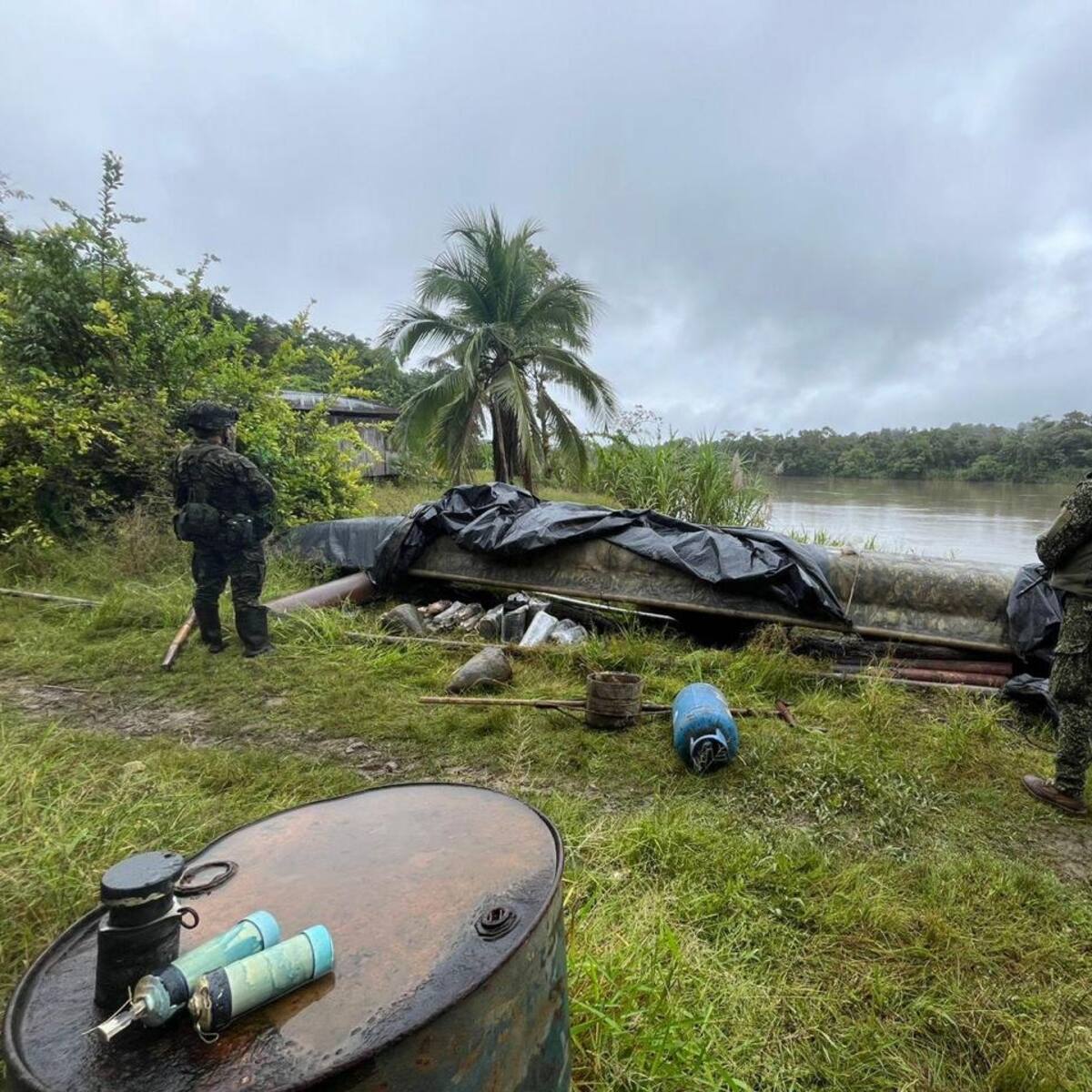 El Ejército incautó un semisumergible al ELN en Chocó