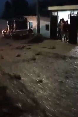 Desbordamiento de quebrada deja 15 viviendas afectadas en Pamplona. / Foto: Cortesía.