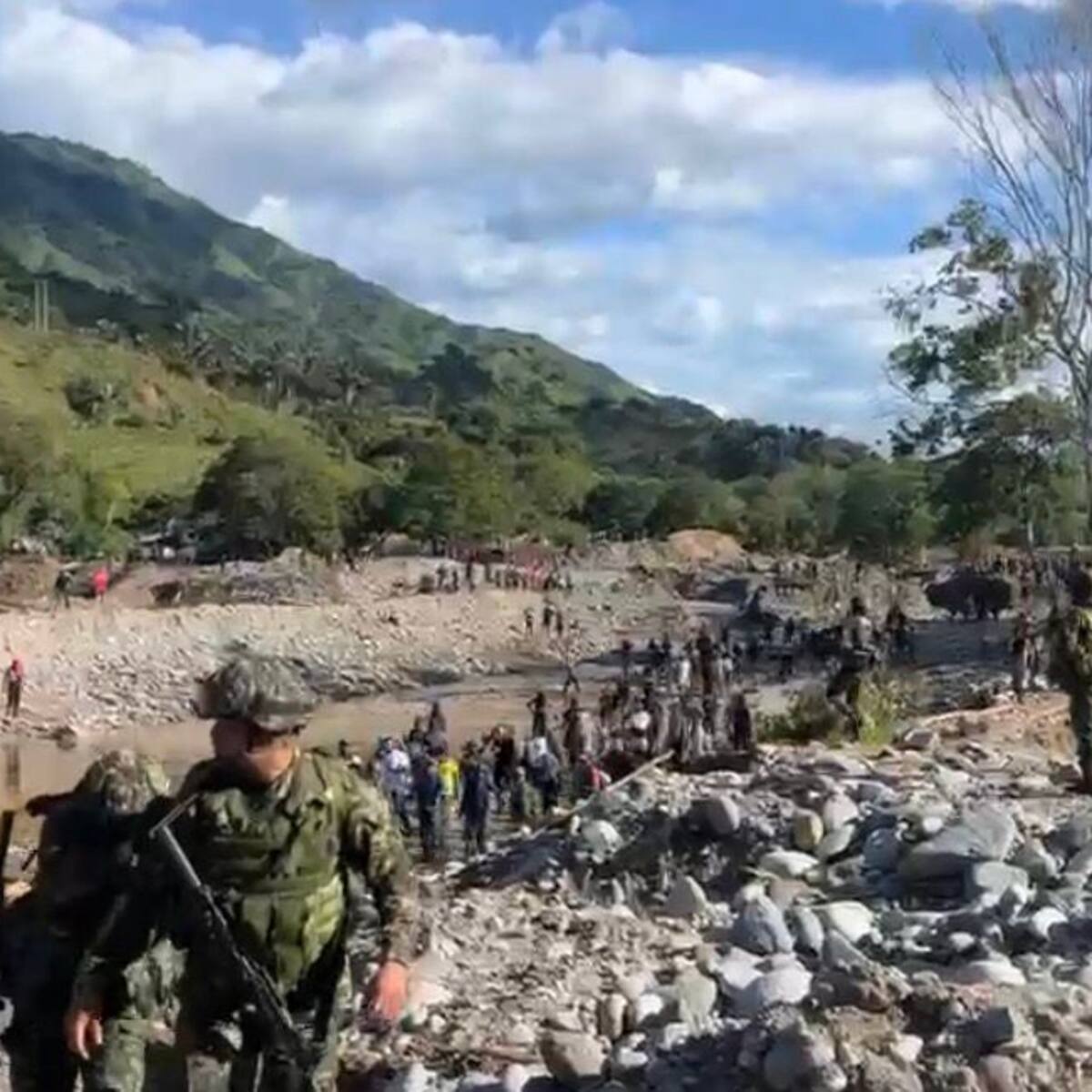 Fotos: soldados del Ejército quedaron heridos tras ataque de población en Ataco, Tolima
