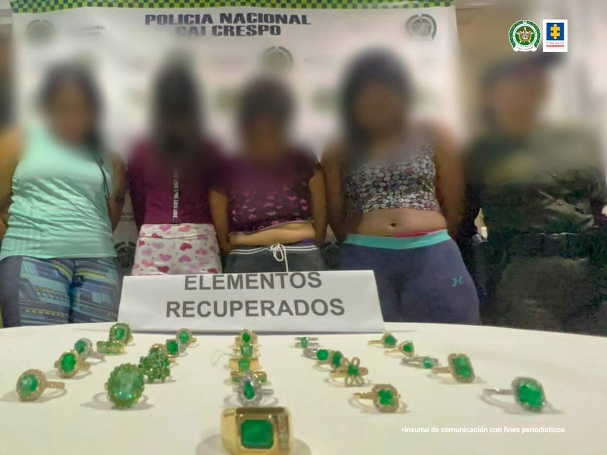 A la cárcel cuatro mujeres que habrían hurtado 300 millones de pesos en joyas