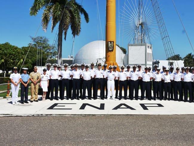 Armada Nacional realiza intercambio con marinos franceses en Cartagena