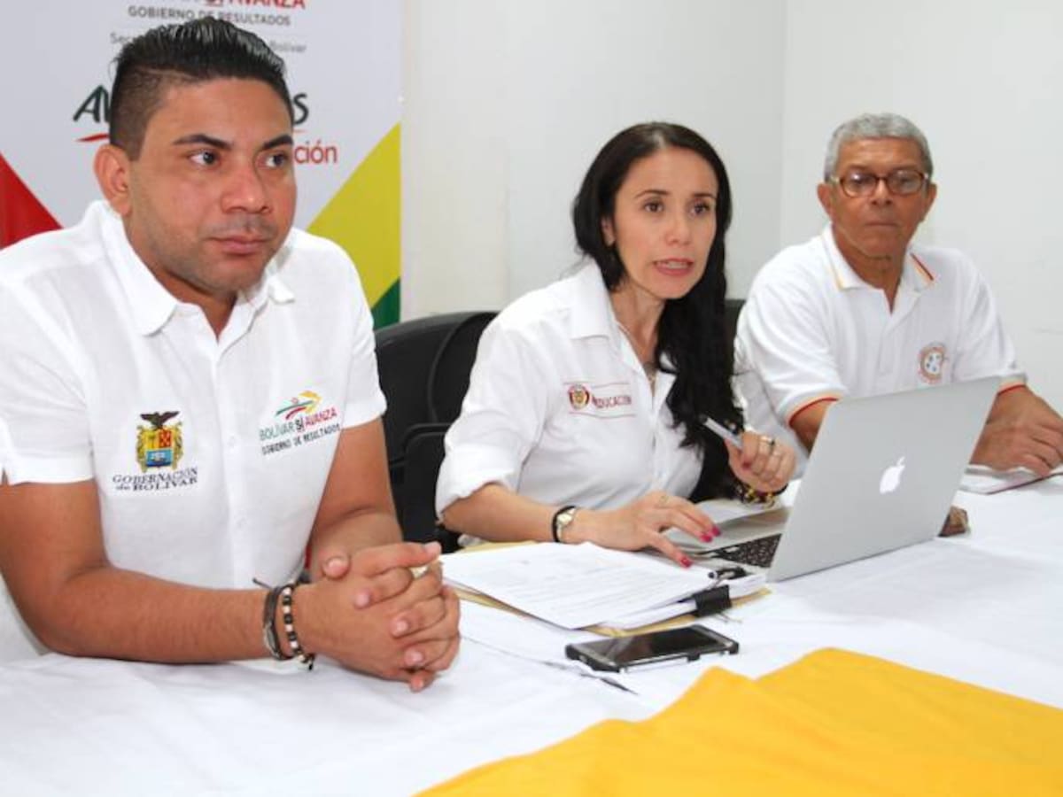 Inició en firme el nombramiento por méritos de 211 docentes en Bolívar
