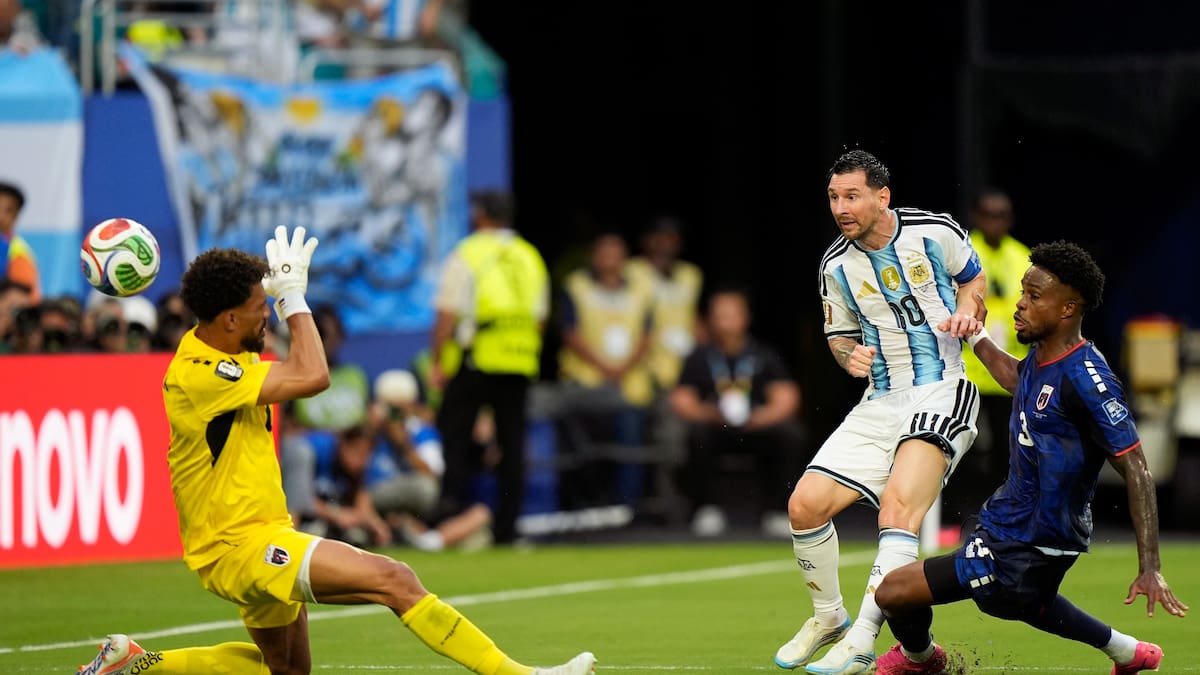 Argentina sufrió de más con la histórica Cabo Verde y avanzó a octavos del Mundial: resumen