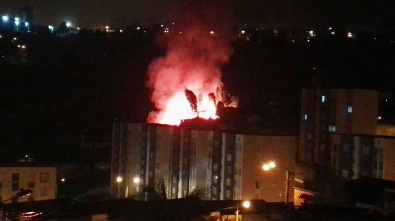 El incendio en la vereda Mateguadua de Manizales. 