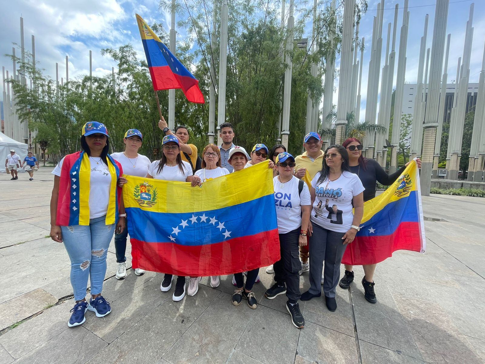 Venezolanos en Medellín se movilizan en apoyo a Edmundo González. Foto: Cortesía
