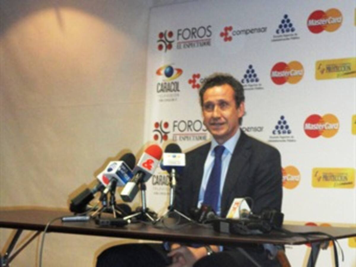 Valdano: 'Falcao es un gran jugador pero él solo no puede clasificar a ningún equipo'