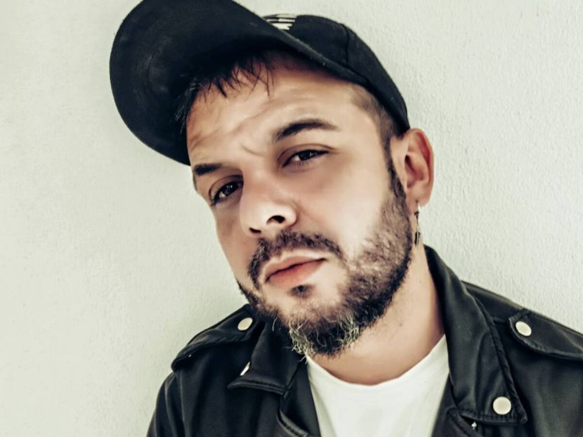 Fotógrafo quindiano estaría al parecer retenido por migración mexicana