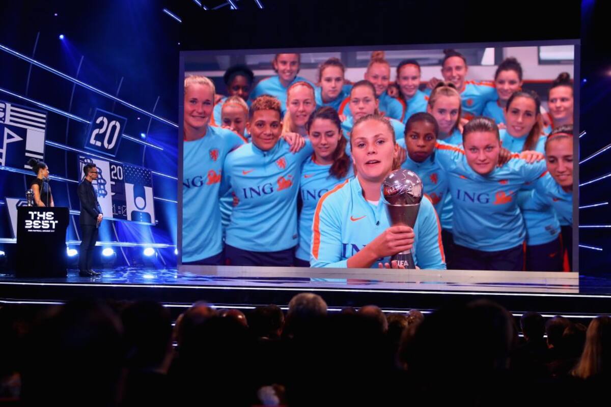 Lieke Martens futbolista de la Selección Honadesa de Fútbol, Mejor Jugadora.