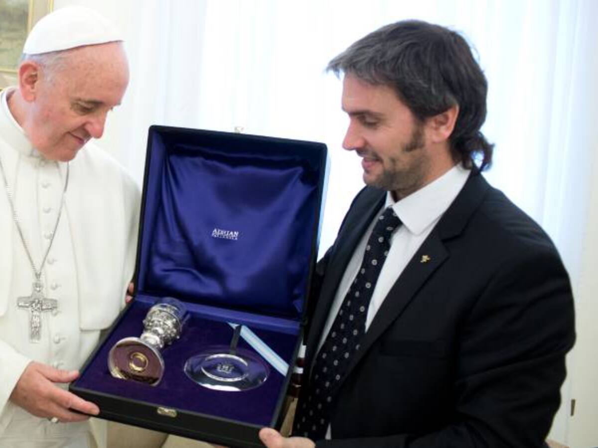 La amistad del papa Francisco y un joven orfebre