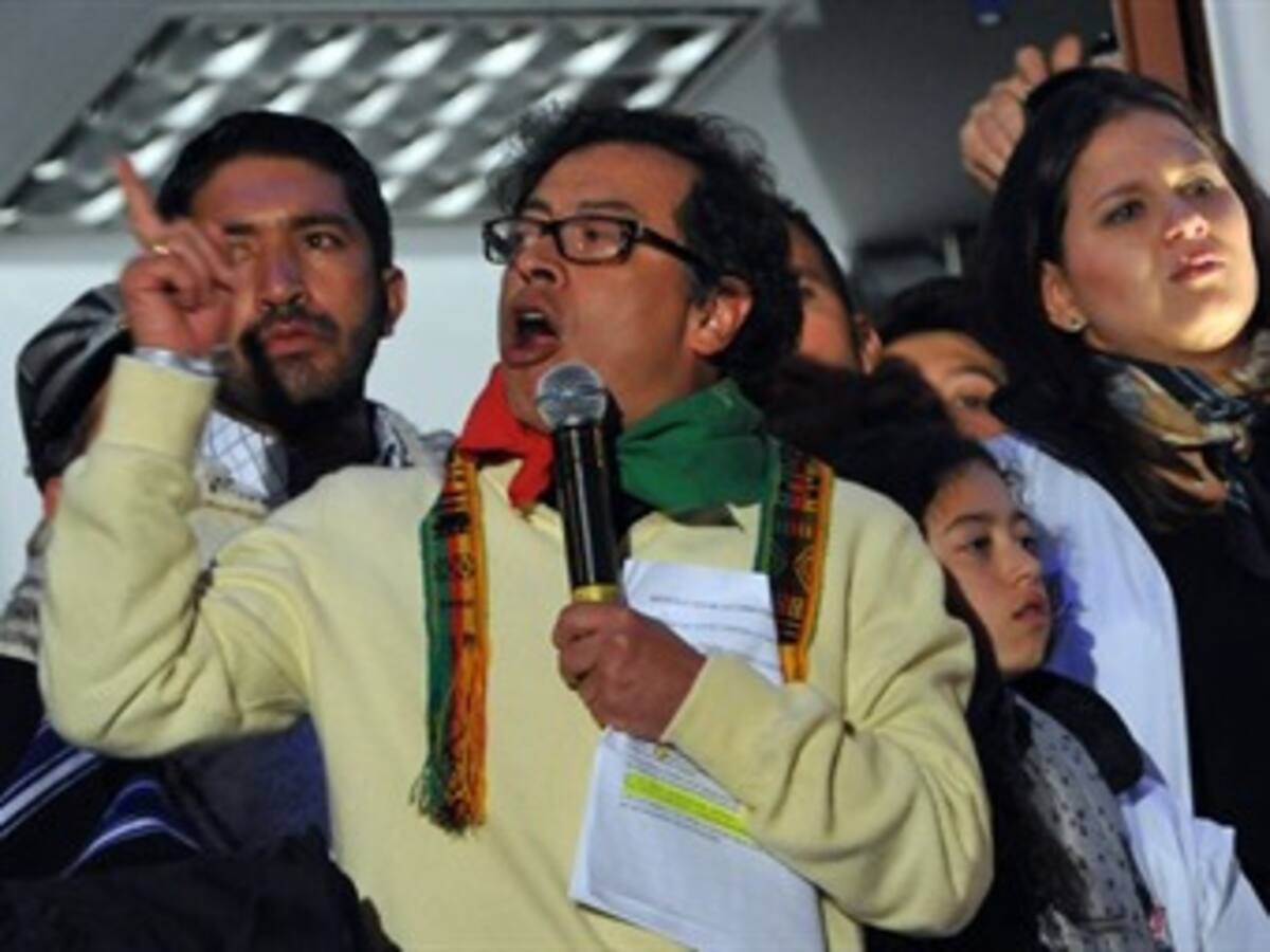Hoy podría quedar en firme destitución a Gustavo Petro