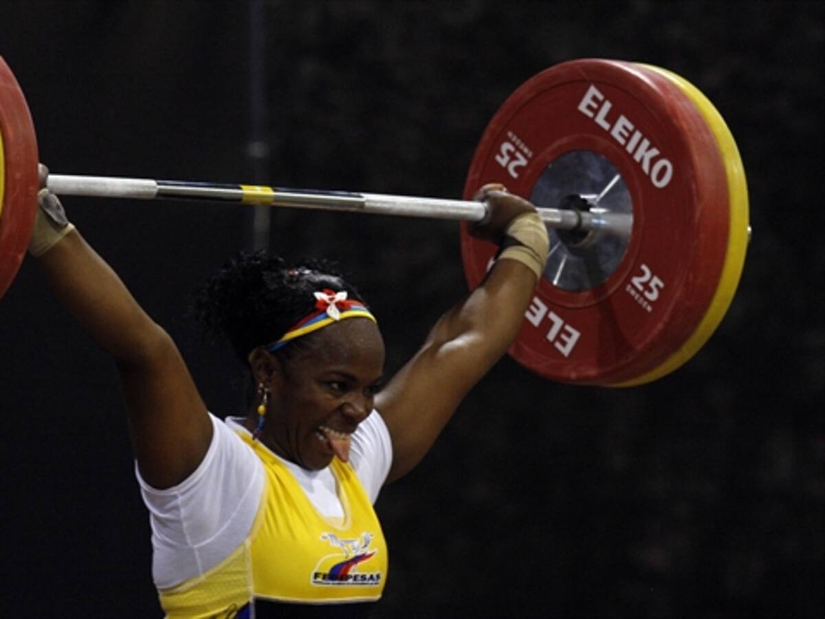 En el levantamiento de pesas Ubaldina Valoyes logra medalla de oro