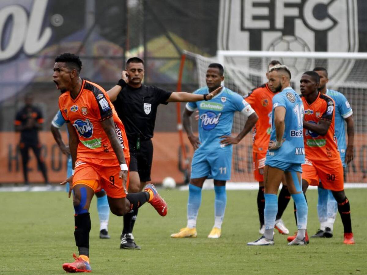 Envigado siguió hundiendo a Jaguares y por ahora está en los ocho