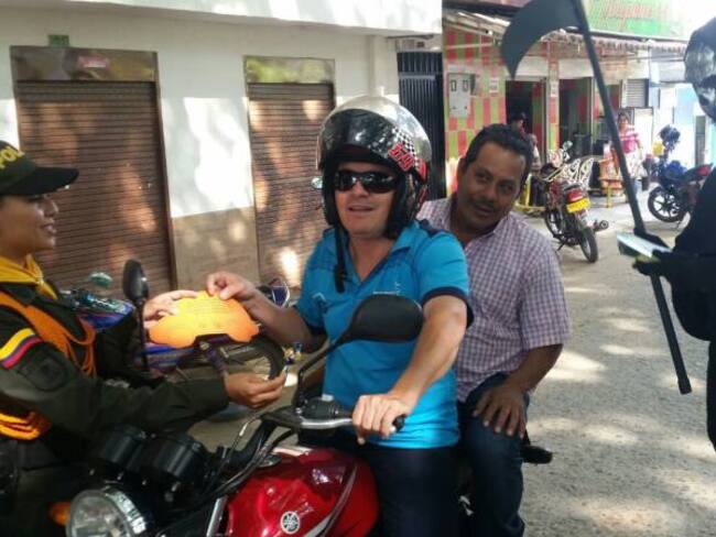 Policía adelanta campaña de seguridad vial en municipios de Tolima