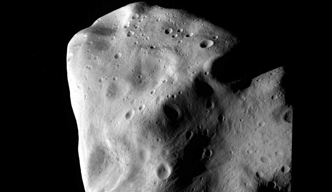 NASA descubre agua en el asteroide Bennu