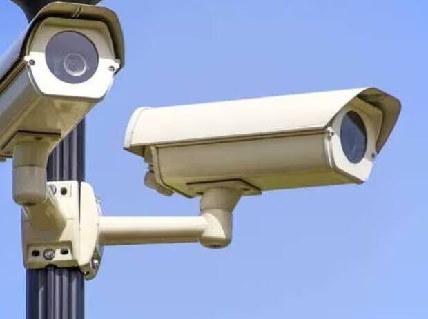 Las 14 cámaras de fotodetección están ubicados en 23 puntos estratégicos de la ciudad.