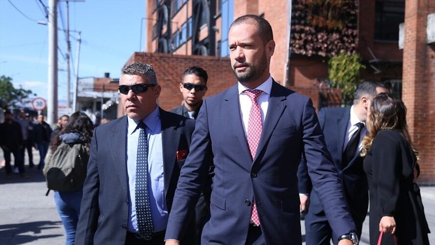 Diego Cadena y Juan José Salazar son investigados por, supuestamente, manipular testigos a favor de Uribe y en contra del senador Iván Cepeda.. Foto: Colprensa - Álvaro Tavera