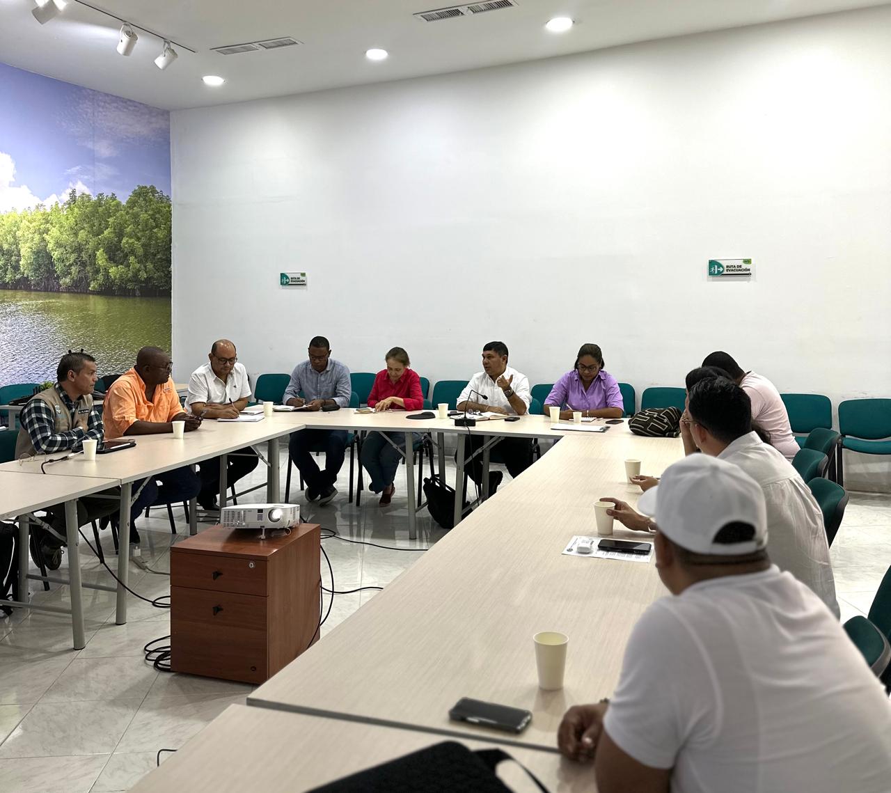 Buscan frenar construcciones ilegales en Minca . Corpamag