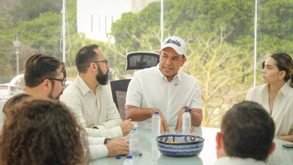 Alcalde de Sincelejo responde a presidente Petro por lotes para granjas solares