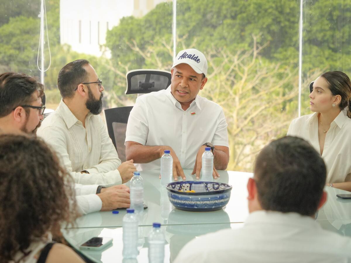 Alcalde de Sincelejo responde a presidente Petro por lotes para granjas solares