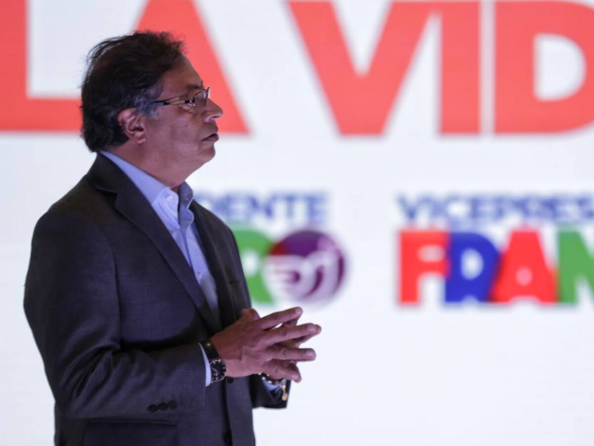 Gustavo Petro le propuso un pacto al Centro Democrático: ¿de qué se trata?