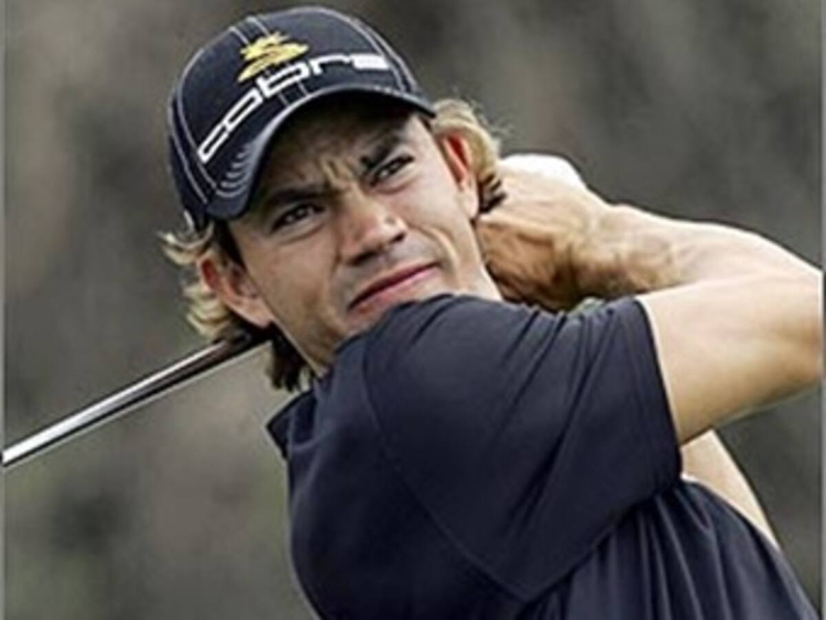 Camilo Villegas asciende a la posición 22 en escalafón mundial de golf