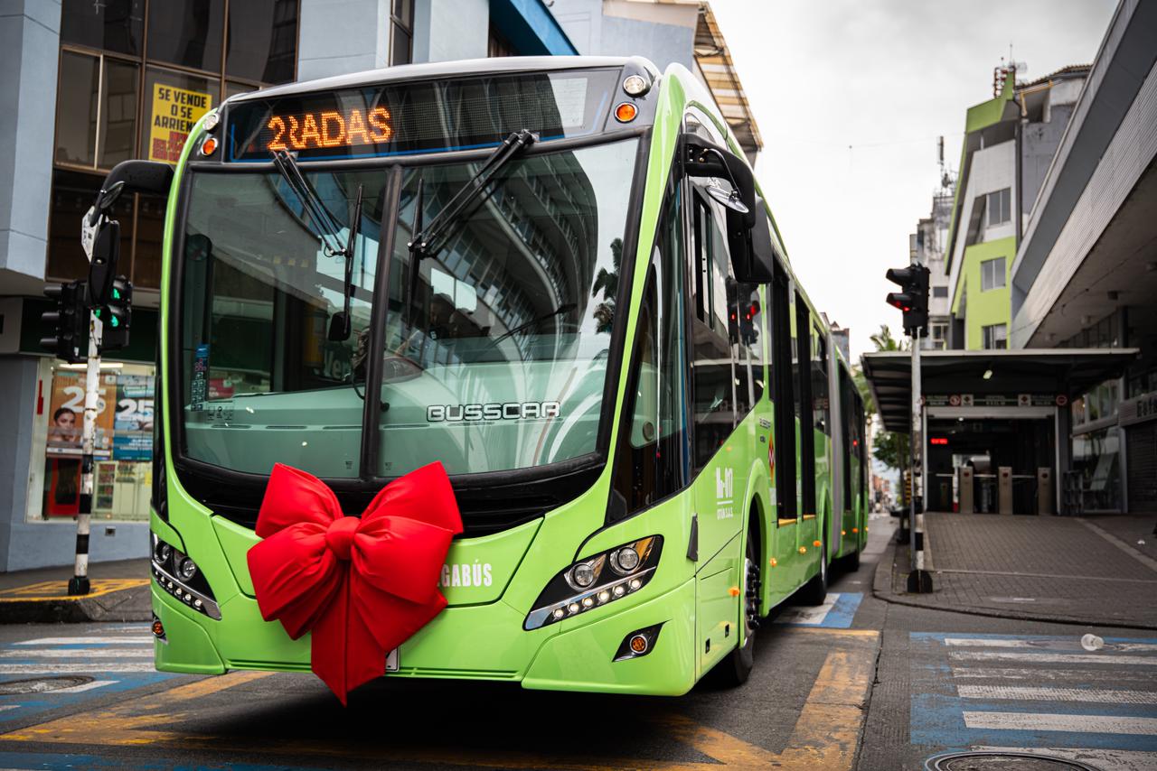 Foto: Nuevos buses articulados Megabús - Alcaldía Pereira