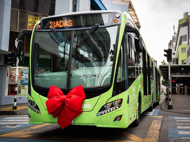 Foto: Nuevos buses articulados Megabús - Alcaldía Pereira