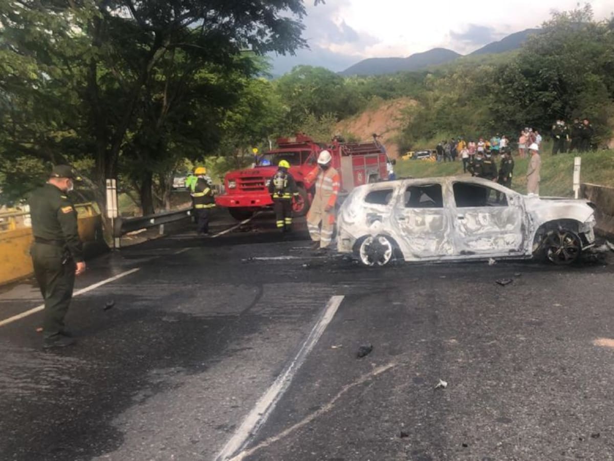 Conductor muere calcinado en la vía Bogotá-Melgar