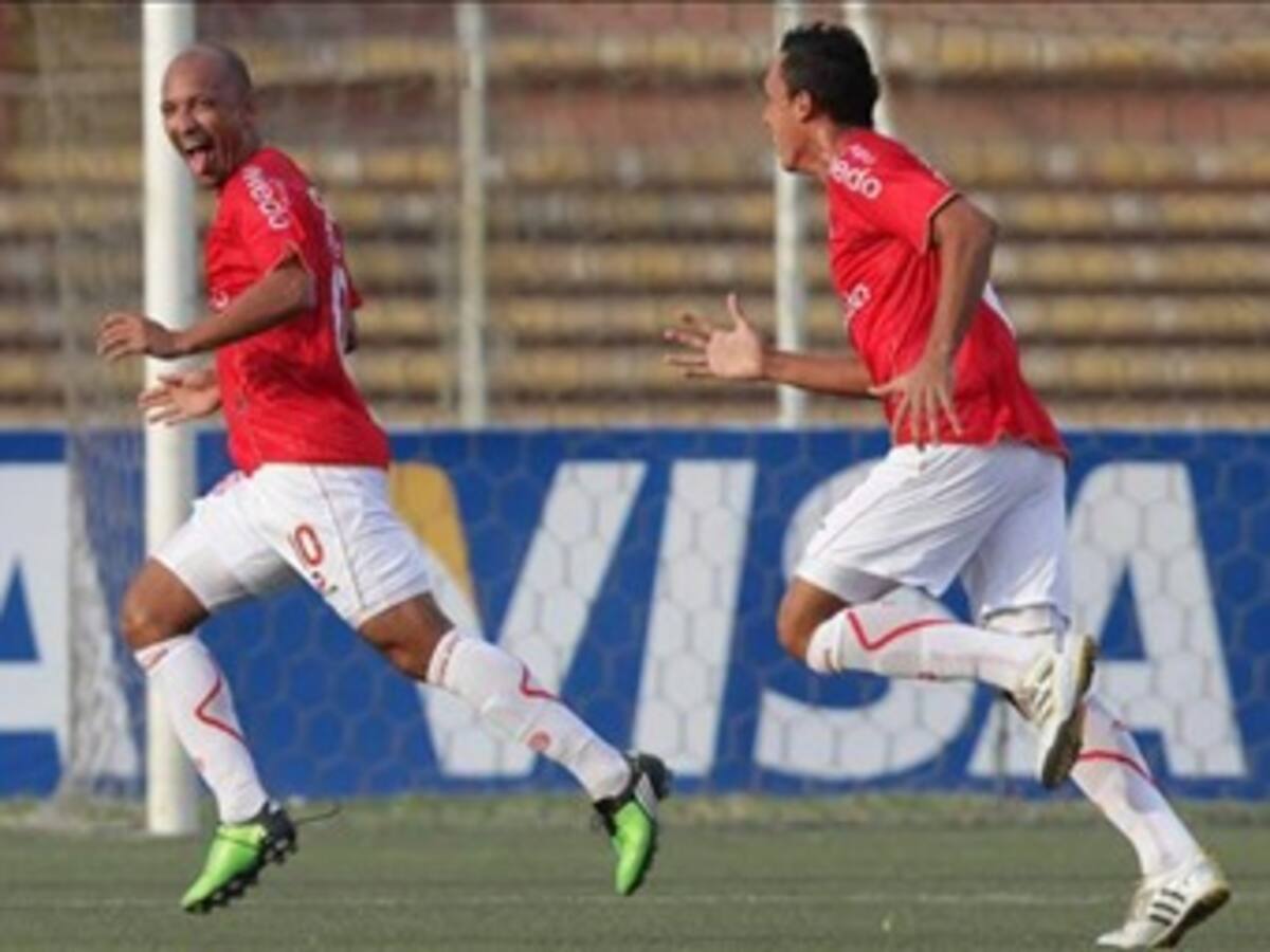 Otro gol de Ricardo Ciciliano con Juan Aurich en la Copa Libertadores