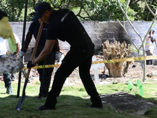 La JEP hace exhumaciones en busca de 50 víctimas de falsos positivos