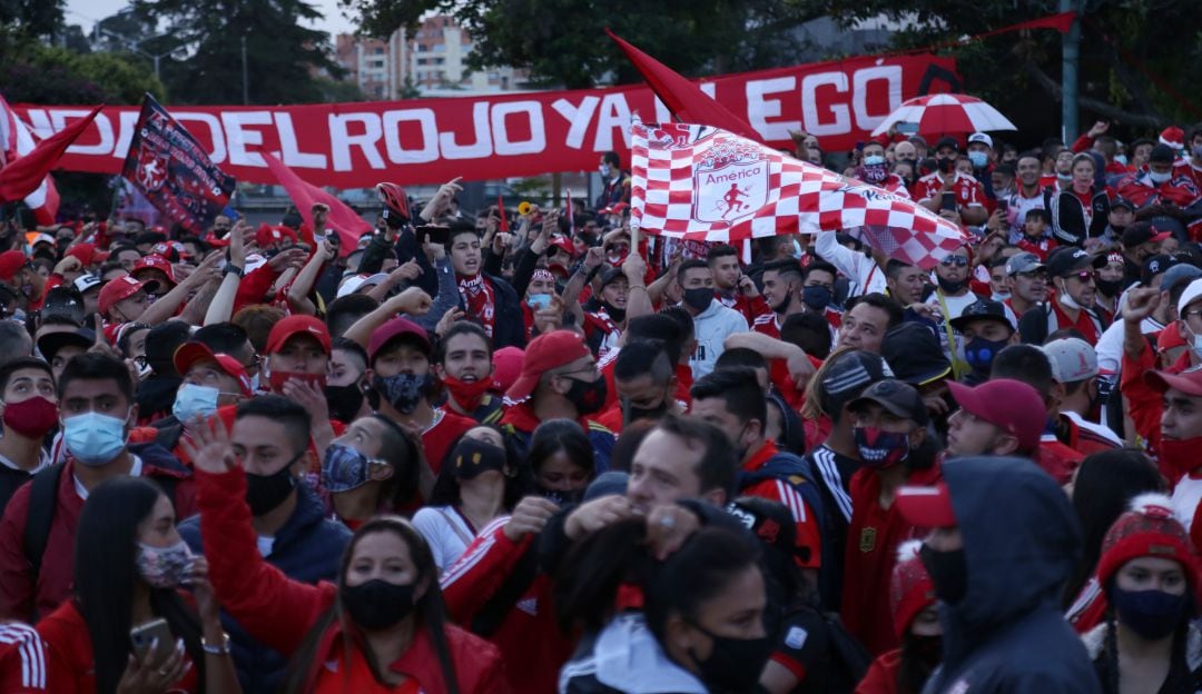Hinchas de América de Cali