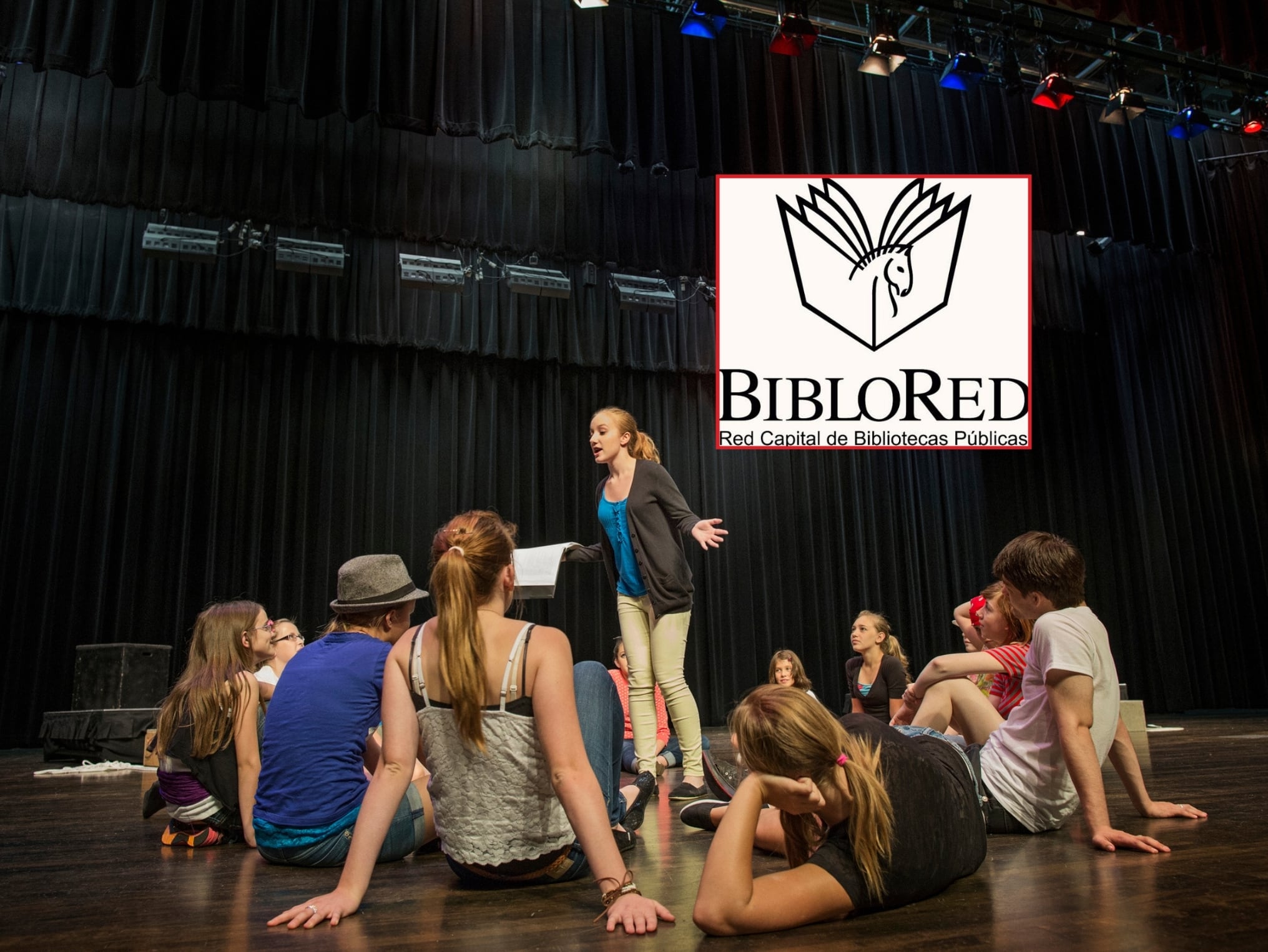 Imagen de referencia de personas aprendiendo de artes escénicas (Crédito: Getty Images)