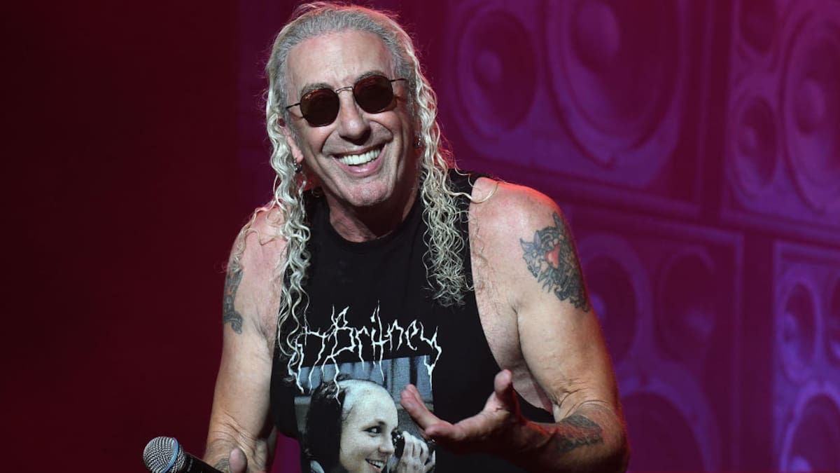 La banda Twisted Sister cancela conciertos del 50 aniversario por problemas de salud de su vocalista