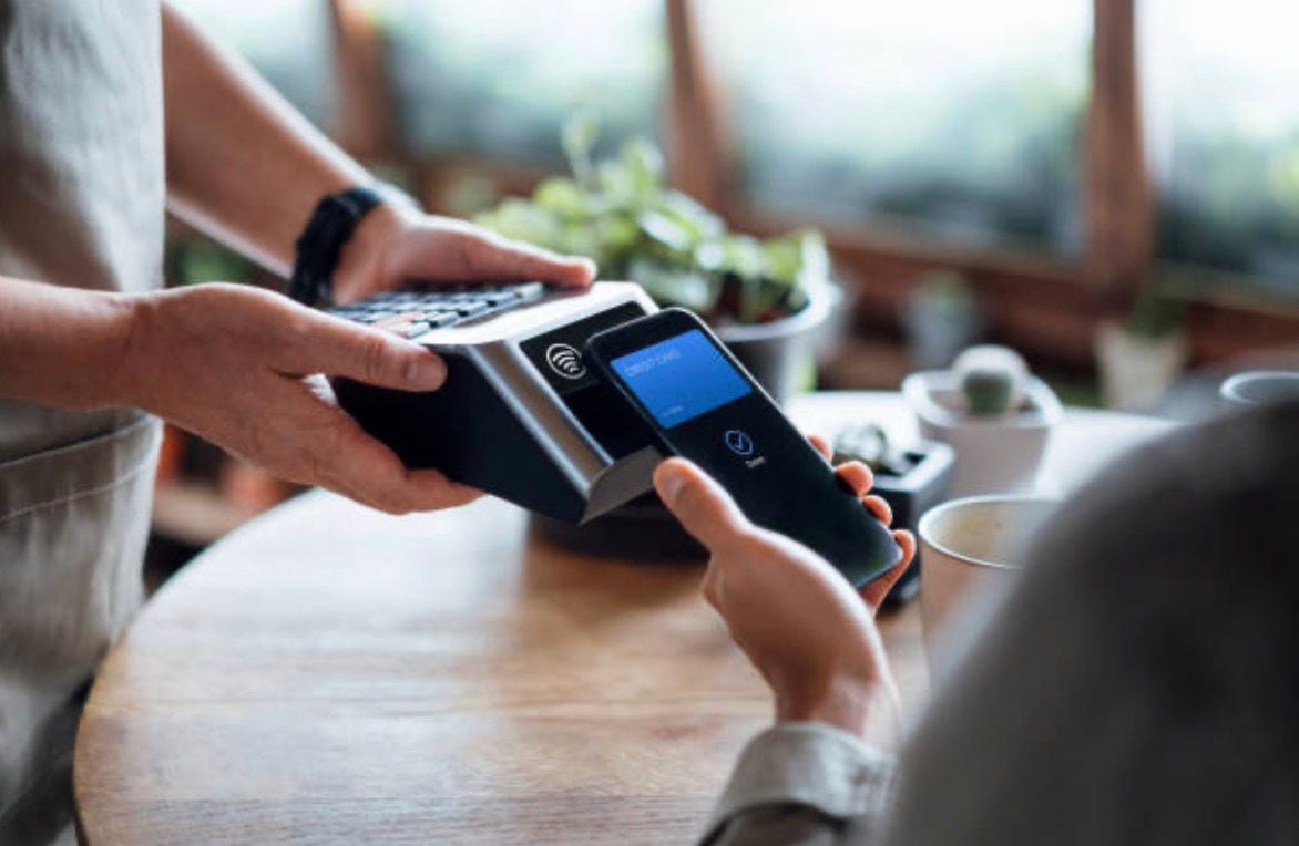 Pagos digitales en segundos: así funciona la red invisible detrás de cada transacción.(Foto: Getty)