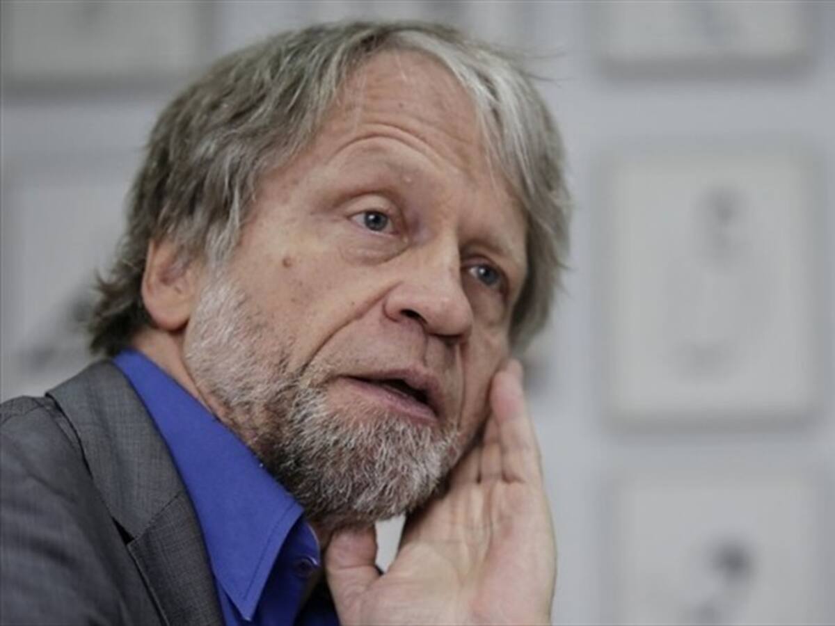 CNE aplaza decisión sobre la credencial de Antanas Mockus