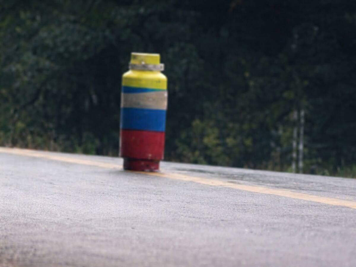 Alerta por instalación de un cilindro de disidencias Farc en la vía Yondó - Barrancabermeja