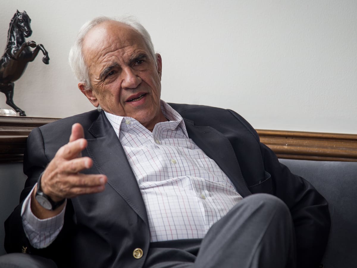 Ernesto Samper anunció su voto por el Pacto Amplio y llamó a despolarizar la campaña presidencial