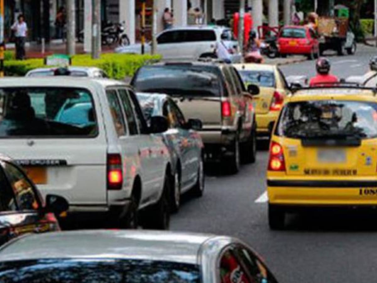Cali tendría zonas de parqueo con cobro en la vía pública